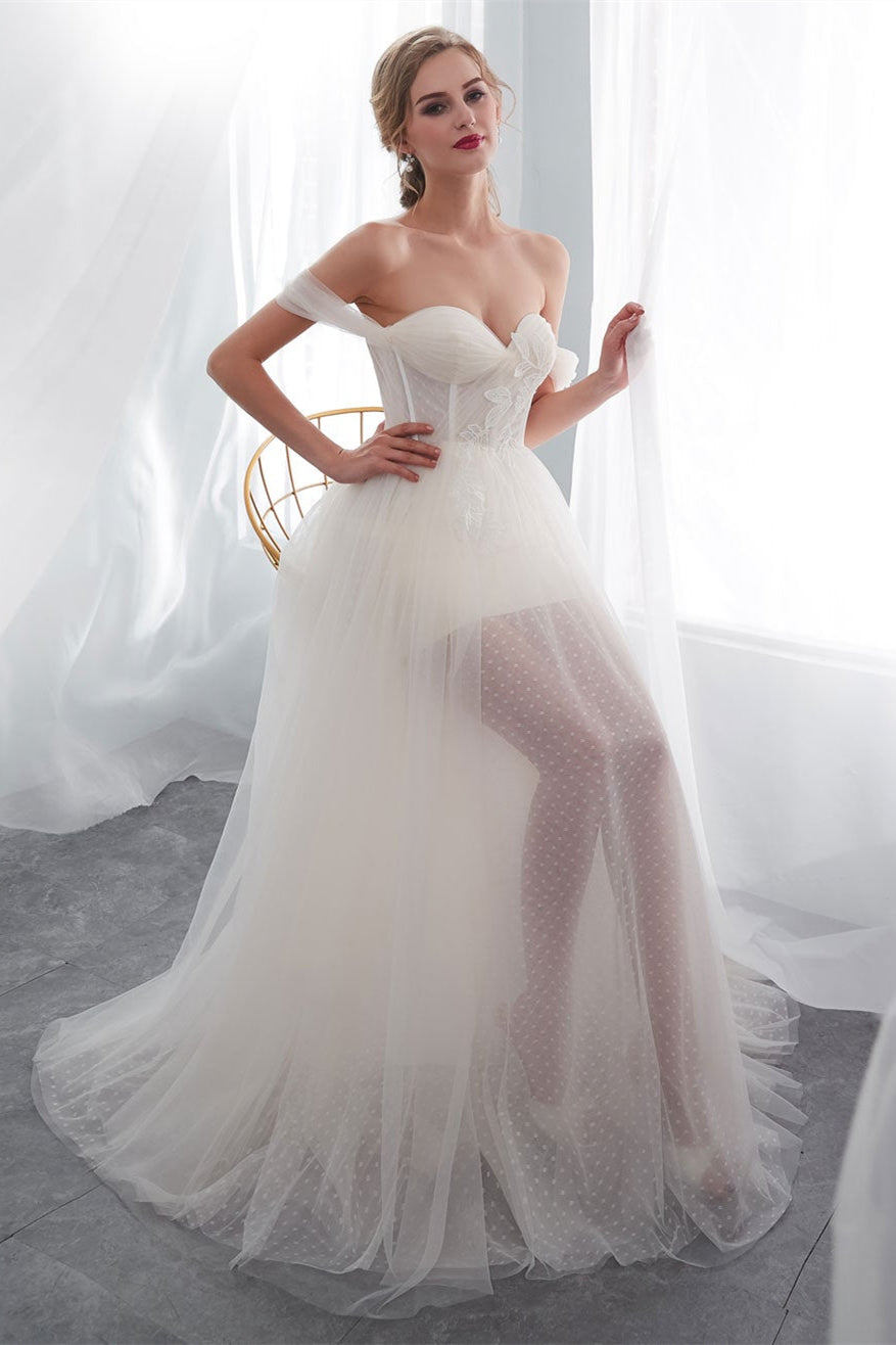 Chic Off-the-Shoulder Long Tulle Wedding Dress