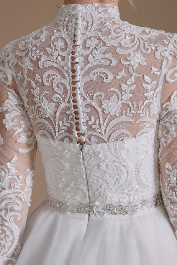 Classy and Elegant Long Sleeves Wedding Dress with Tulle Lace