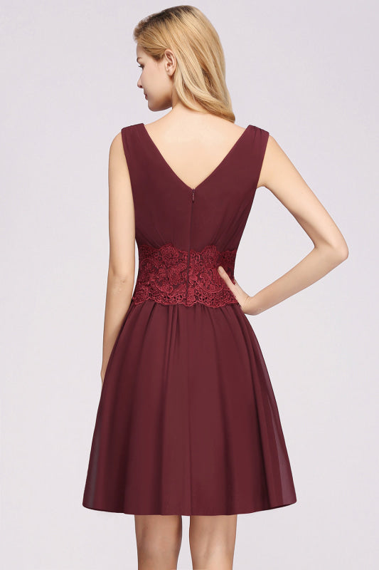 Cute V-Neck Sleeveless Lace Bridesmaid Dresses Knee Length