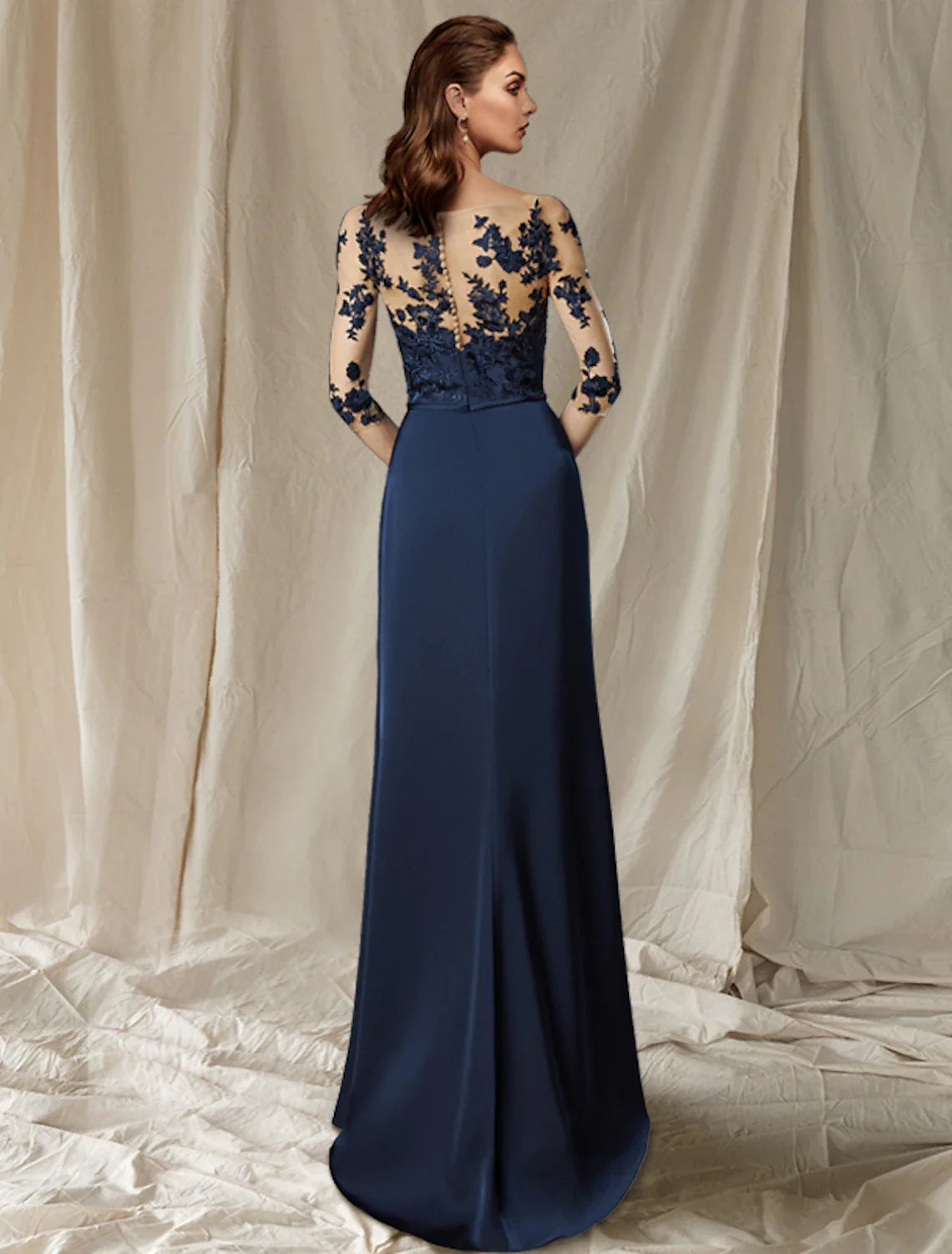 Aimishang  Sheath / Column Mother of the Bride Dress Wedding Guest Plus Size Elegant Jewel Neck Sweep / Brush Train Chiffon Half Sleeve with Appliques Fall
