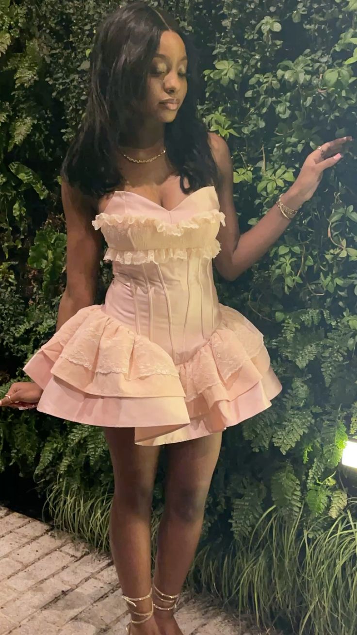 Princess Ball Gown Sweetheart Pink Satin Lace Short Formal 8th Grade Homecoming Dresses Middle School Cocktail Dress Hoco Outfits DH2597
