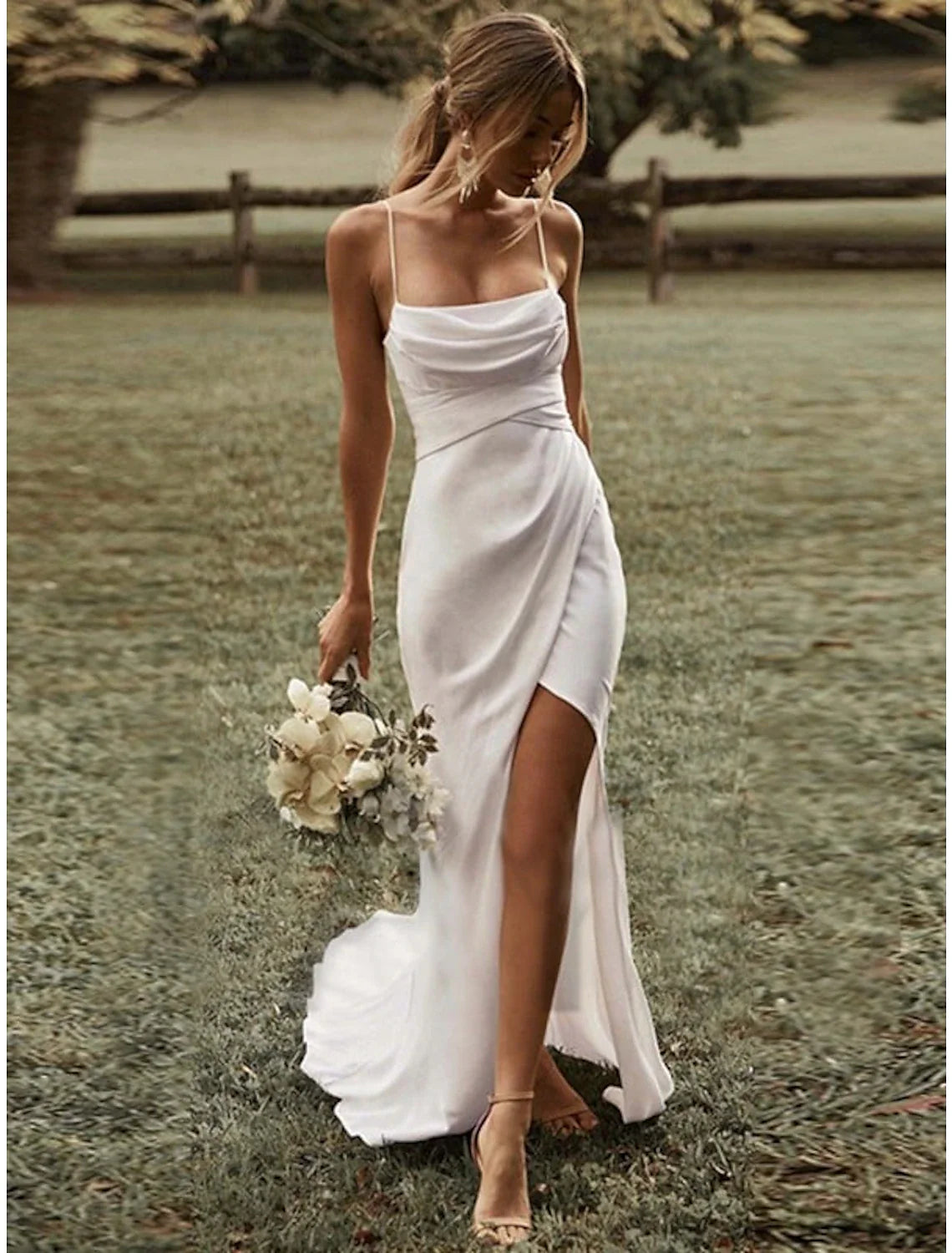 Aimishang Beach Simple Simple Wedding Dresses Sheath / Column Square Camisole Spaghetti Strap Sweep / Brush Train Stretch Fabric Bridal Gowns With Ruched Split Front