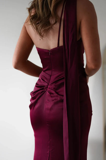 Dingji Weddingji Dresse Burgundy split neck formal bridesmaid dress