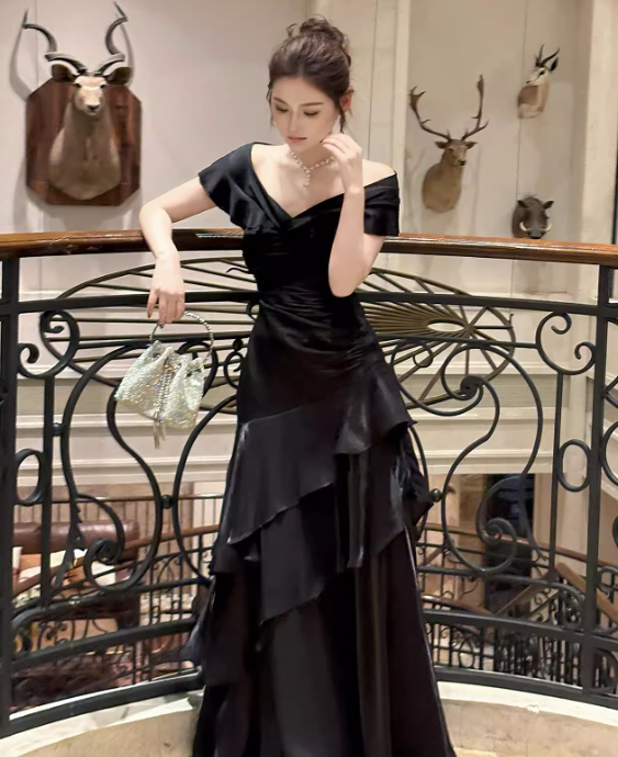 Elegant Off-Shoulder Sheath Long Prom Dresses Satin Black Evening Dresses DP3804