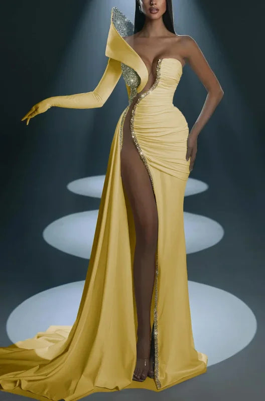 Dramatic One-Shoulder Mermaid Evening Dress Long with High Slit