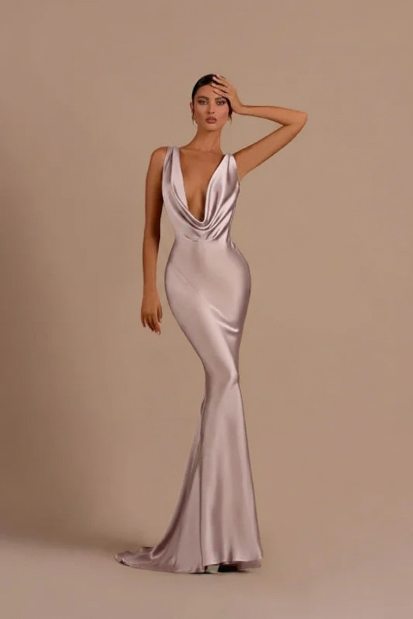 Elegant Champagne Mermaid Prom Dress Long Slimming with Ruffles