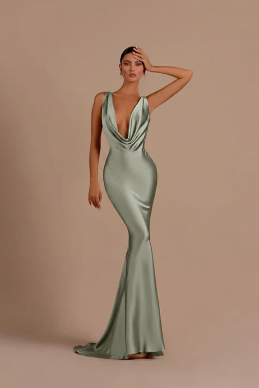 Elegant Champagne Mermaid Prom Dress Long Slimming with Ruffles