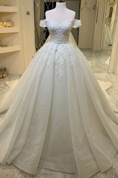 Elegant A-Line Sweetheart Off-the-Shoulder Ruffles Wedding Dress With Appliques Lace