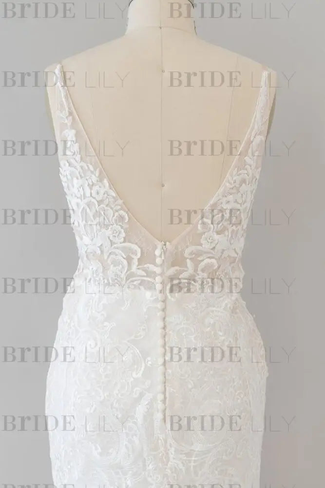 Elegant Appliques V-neck Sheath Wedding Dress Sleeveless