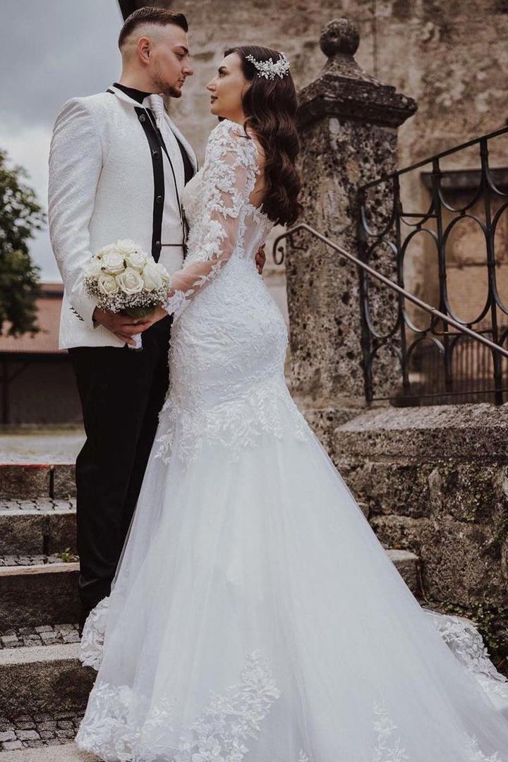 Elegant Lace Mermaid Wedding Dress With Open Back & Sleeves