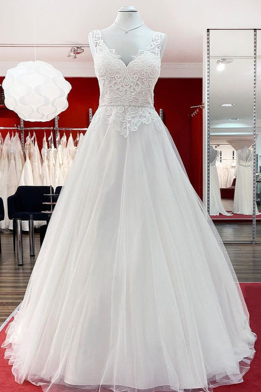 Elegant Long A-line Tulle Sweetheart Floor-length Wedding Dress with Ruffles