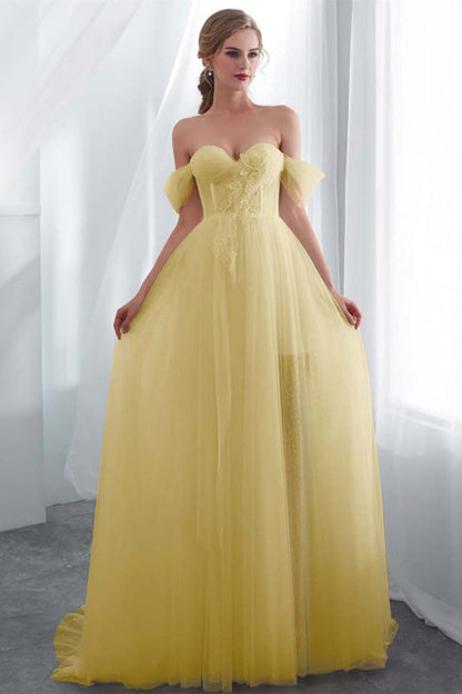 Elegant Long Tulle Wedding Dress with Off-the-Shoulder Design