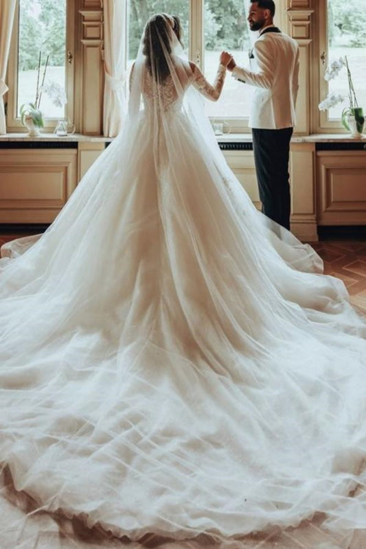 Elegant Off-the-Shoulder A-Line Appliques Lace Floor-Length Wedding Dress