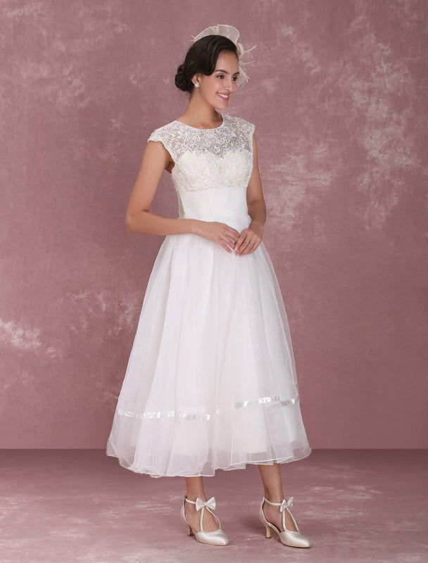 Elegant Round Neck Mini Wedding Dress