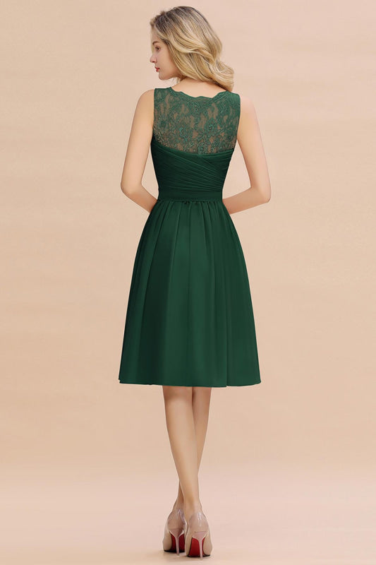 Elegant Ruffle Chiffon Short Bridesmaid Dress Sleeveless V-Neck Aline Knee Length Homecoming Dress