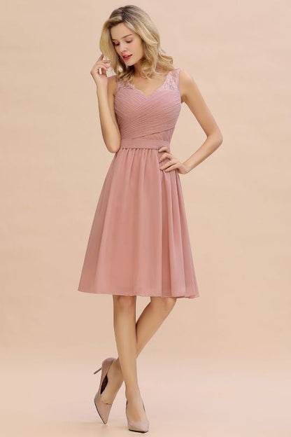 Elegant Ruffle Chiffon Short Bridesmaid Dress Sleeveless V-Neck Aline Knee Length Homecoming Dress