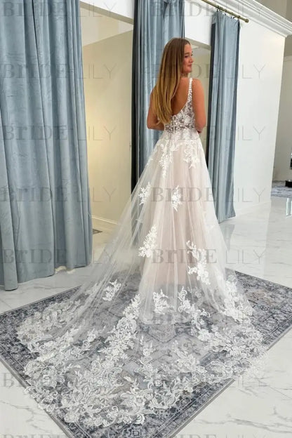 Elegant V-Neck Lace Aline Wedding Dress with Appliques