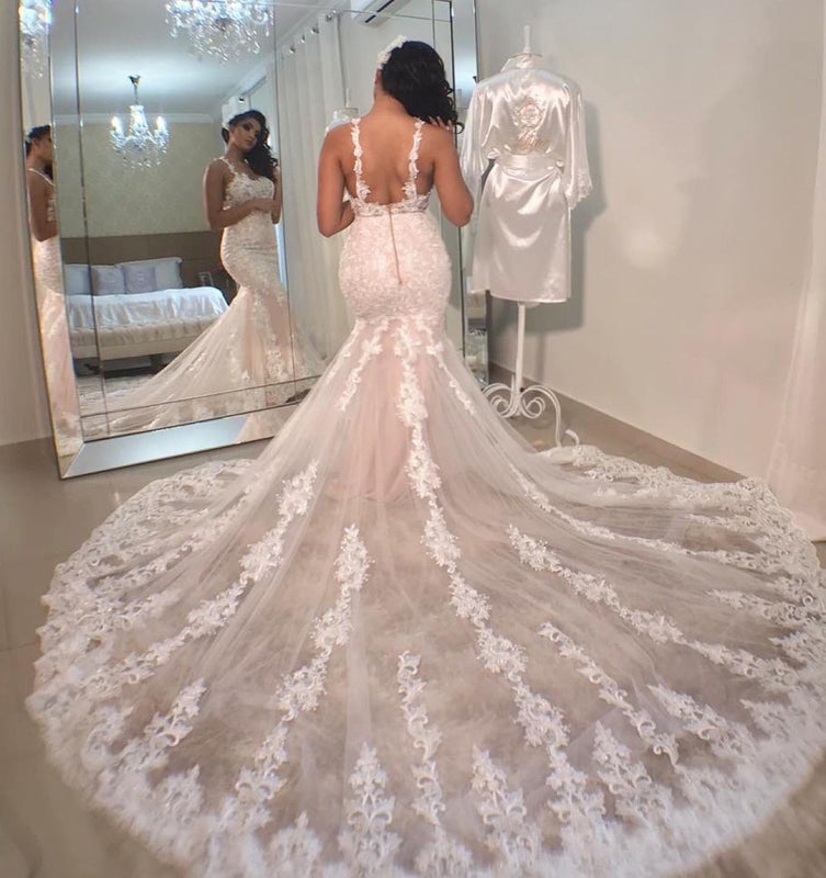 Enchanting Open-Back Lace Wedding Dress with Mermaid Spaghetti Straps