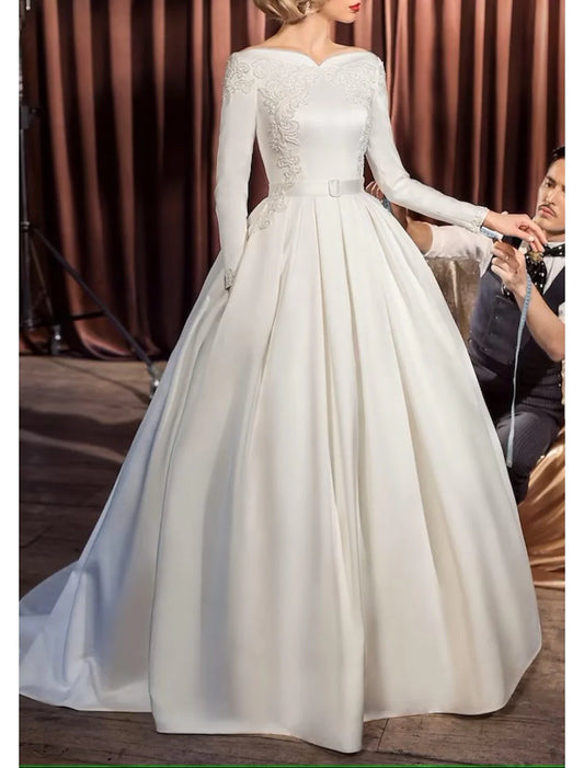 Aimishang Engagement Vintage 1940s / 1950s Formal Fall Wedding Dresses Ball Gown Off Shoulder Long Sleeve Court Train Satin Bridal Gowns With Sash / Ribbon Appliques Summer Wedding Party, Women‘s Clothing