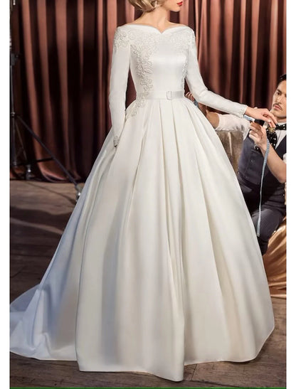 Aimishang Engagement Vintage 1940s / 1950s Formal Fall Wedding Dresses Ball Gown Off Shoulder Long Sleeve Court Train Satin Bridal Gowns With Sash / Ribbon Appliques Summer Wedding Party, Women‘s Clothing