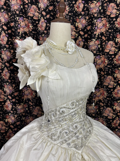 Vintage Ivory Satin Beaded One-shoulder Design Quinceanera A-Line Evening Dress Prom Dress Ball Gown HZ1024