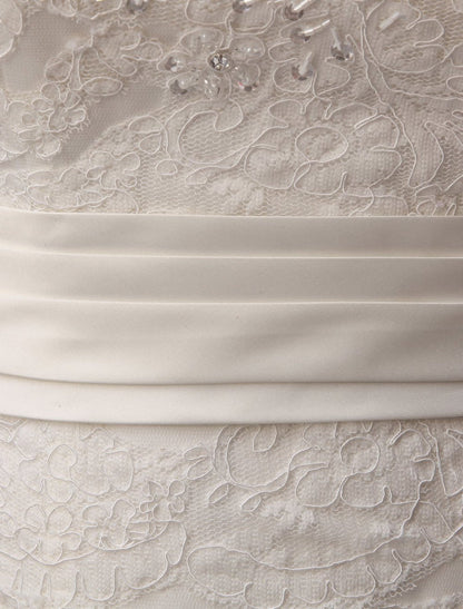 Floor-Length White Bridal Ball Gown Wedding Gown With Sweetheart Neck Applique