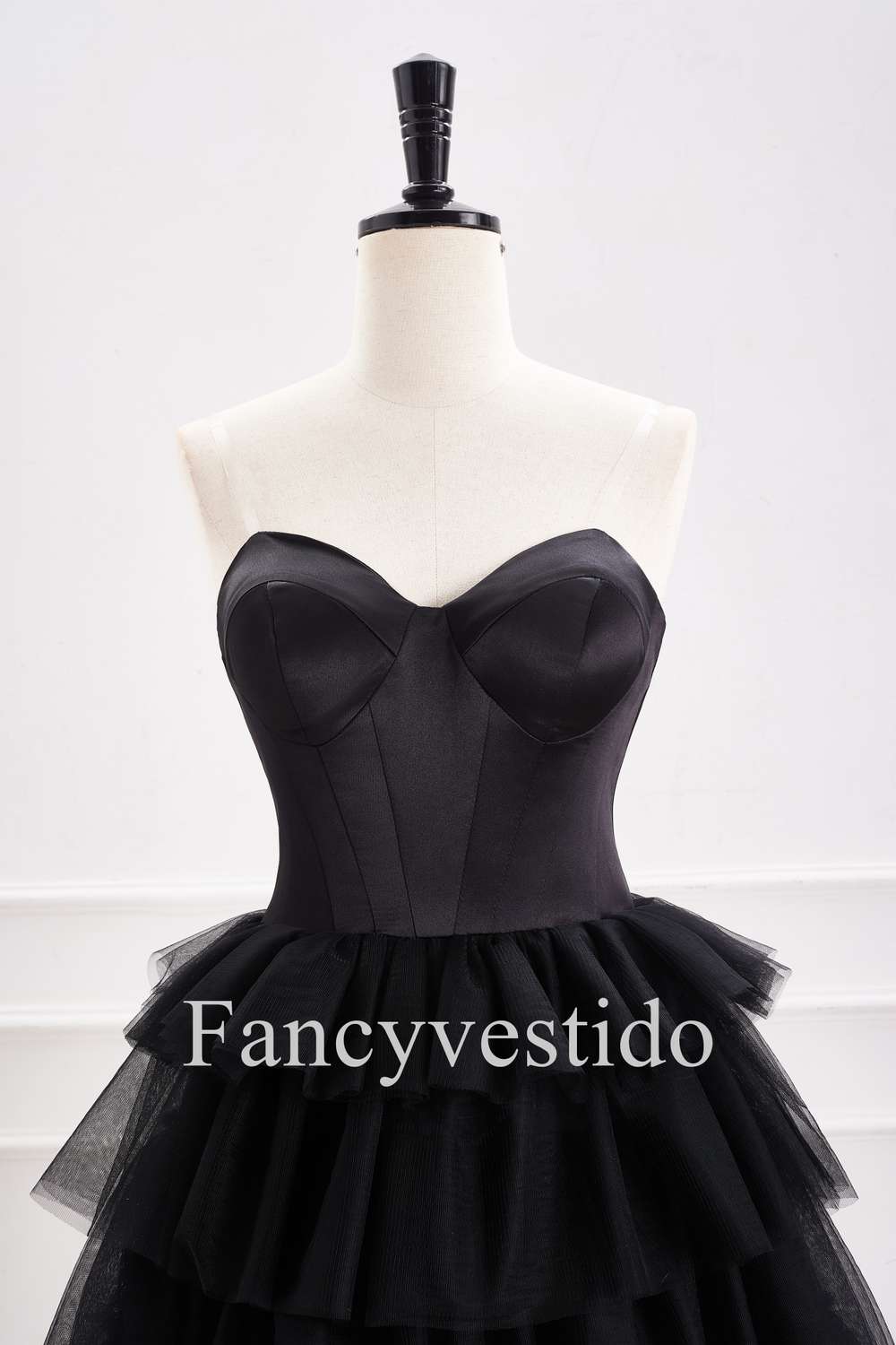 Cute Sweetheart Black A-Line Tiered Homecoming Dress