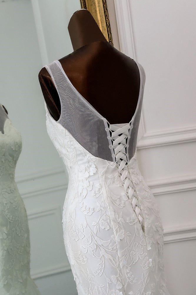 Gorgeous Jewel Backless Long Mermaid Wedding Dress With Lace