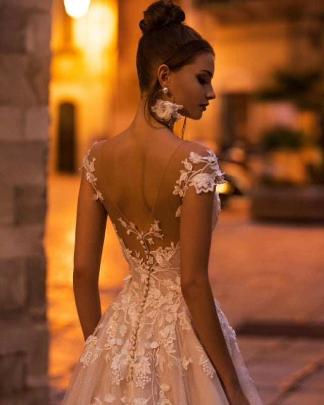 Gorgeous lace wedding dresses A line Sleeveless Tulle Bridal Dress Floor Length