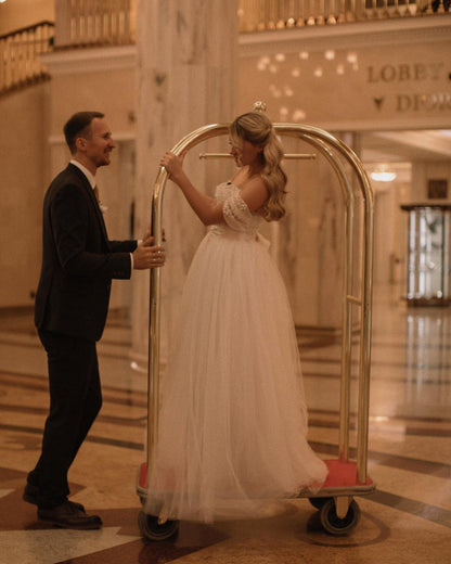 Gorgeous Off-The-Shoulder Long Mermaid Wedding Dress With Detachable Tulle Train