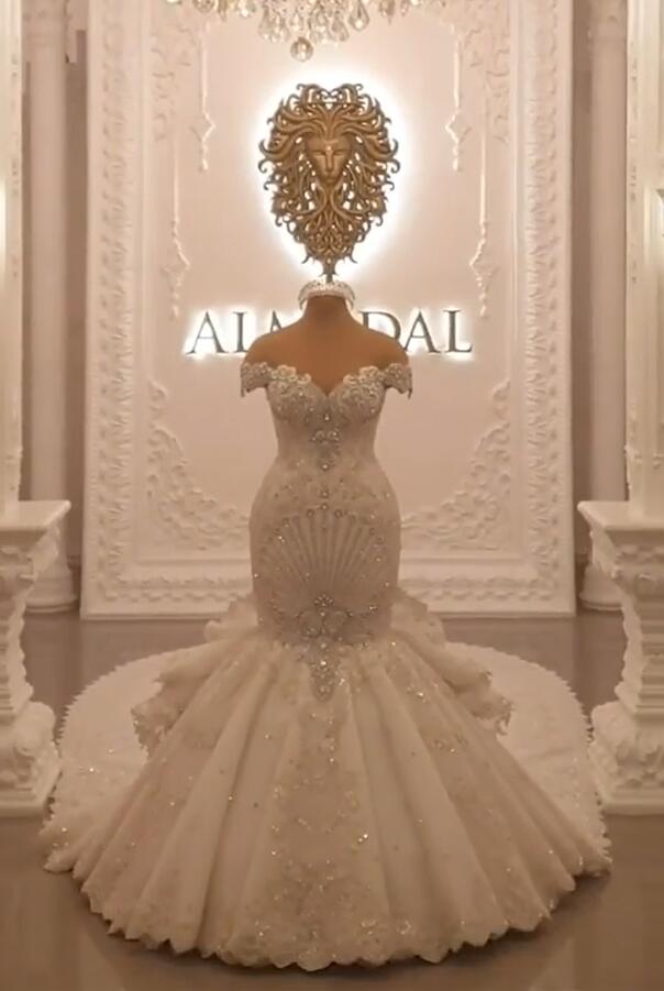 Gorgeous Off-The-Shoulder Mermaid Wedding Dress with Crystal