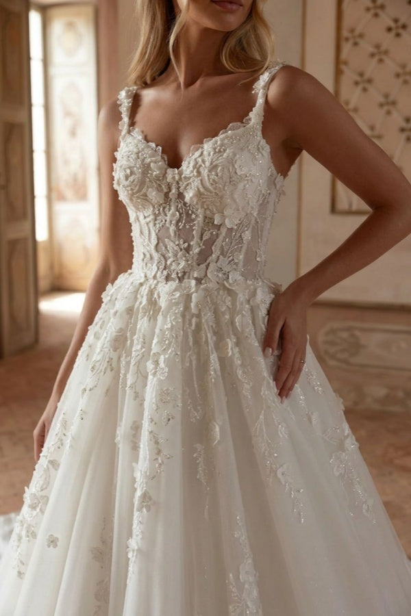 Gorgeous Tulle Lace Aline Wedding Dress Sweetheart with Chapel Train