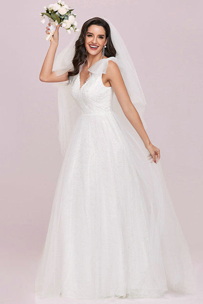 Gorgeous V-Neck Sleeveless Lace Wedding Dress