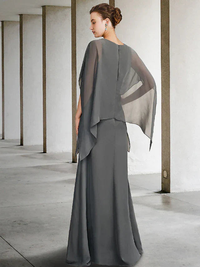 A-Line Mother of the Bride Dress Luxurious Elegant V Neck Floor Length Chiffon Sleeveless Shawls with Beading Ruffles