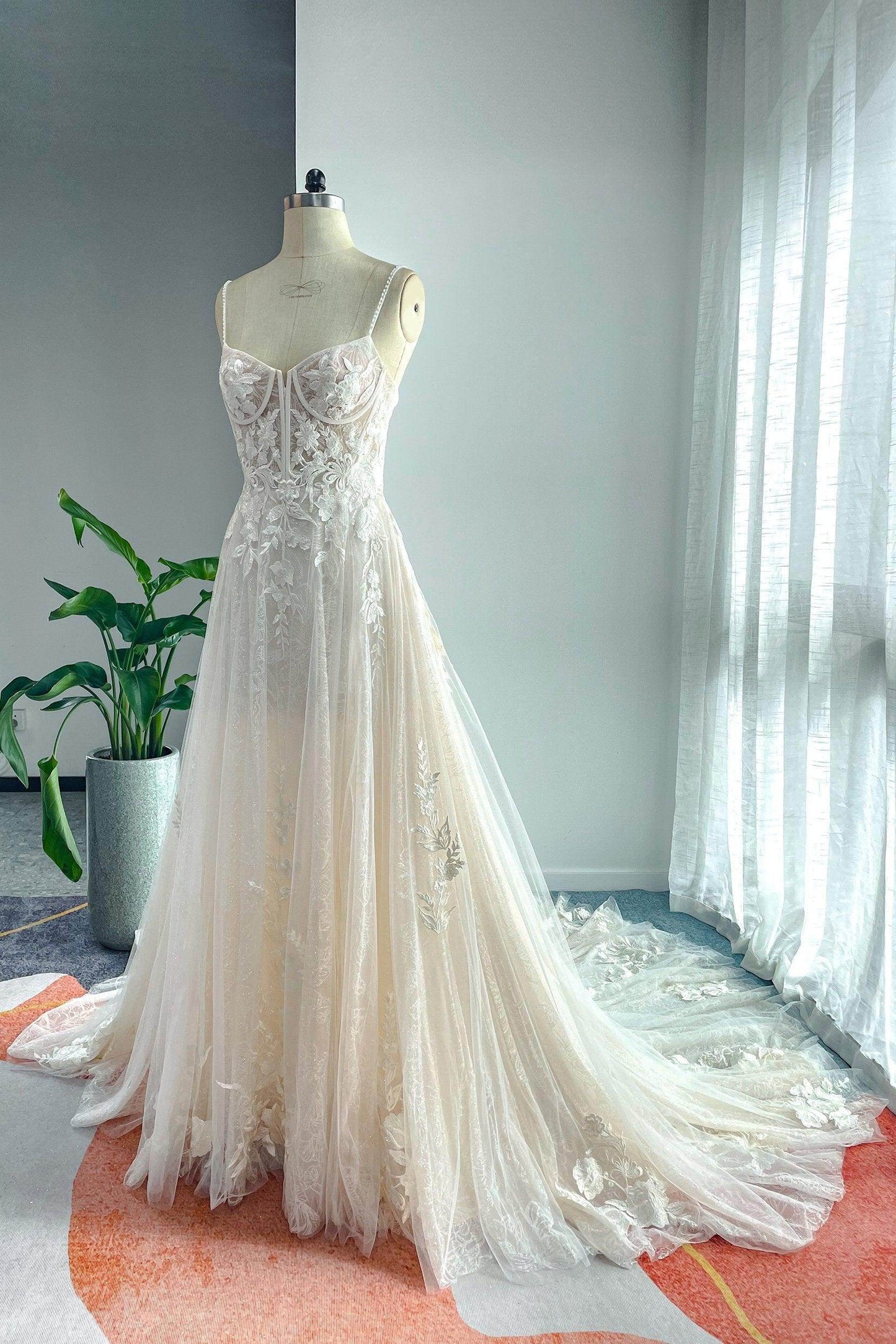 A-Line Court Train Lace Tulle Wedding Dress CW3140