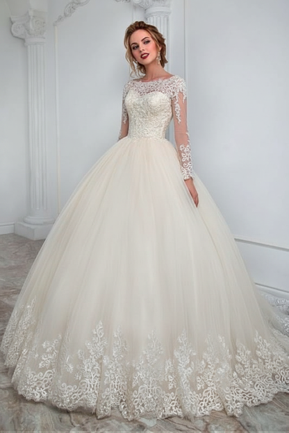 White Aline Wedding Gown Long Sleeves Tulle Bridal Dress with Lace Appliques