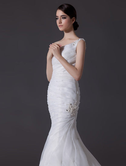 Ivory One-Shoulder Ruched Organza Mermaid Wedding Dress