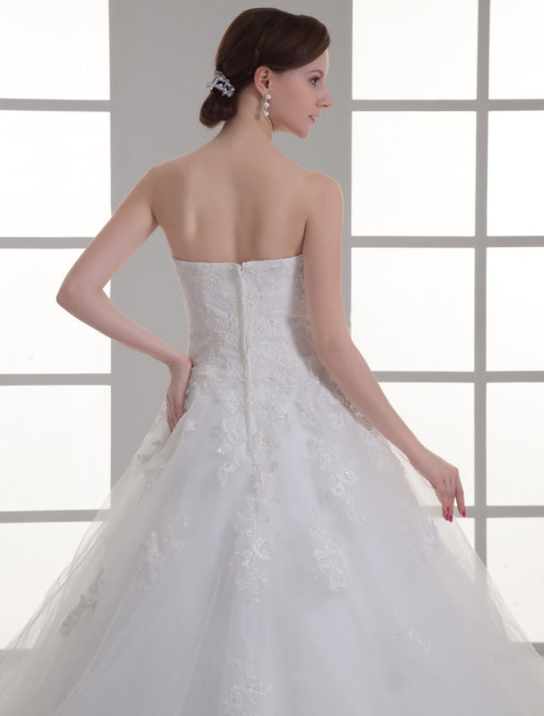 Ivory Sweetheart Neck Strapless Beading Wedding Dress