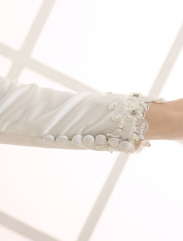 Exclusive Ivory Wedding Dress/Ball Gown With Appliques High Collar