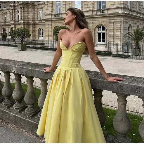 Aimishang Dress Wholesale Simple Women Strapless Pleated Maxi Dress Fashion Sexy Sleeveless A-line Party Evening Dress