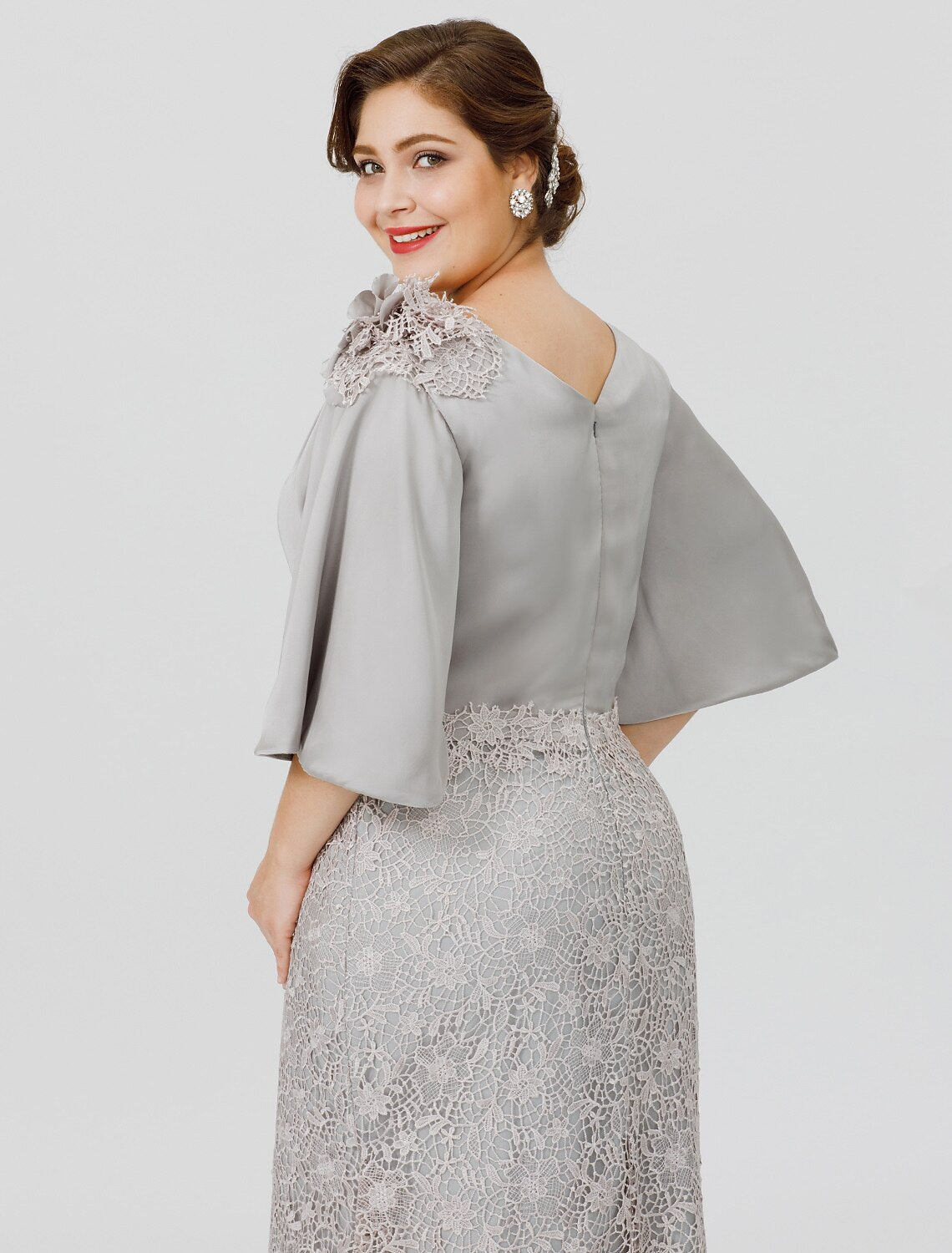 Aimishang Mermaid / Trumpet Mother of the Bride Dress Plus Size Sexy Cowl Neck Sweep / Brush Train Satin Chiffon Lace Over Satin Half Sleeve No with Appliques