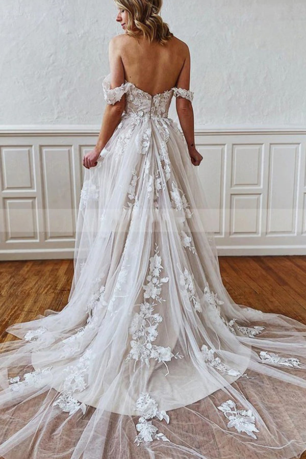 Modern Straps Sweetheart Wedding Dress with Appliques