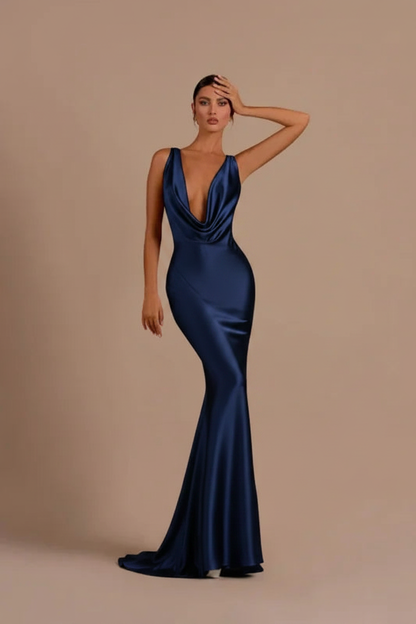 Elegant Champagne Mermaid Prom Dress Long Slimming with Ruffles
