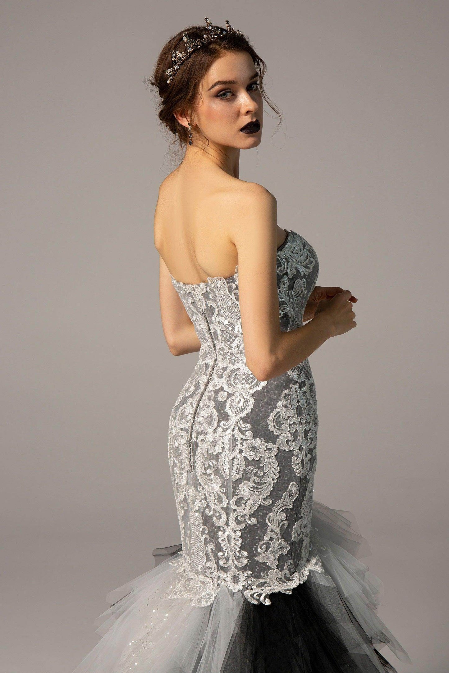 Trumpet-Mermaid Court Train Lace Tulle Wedding Dress CW2137