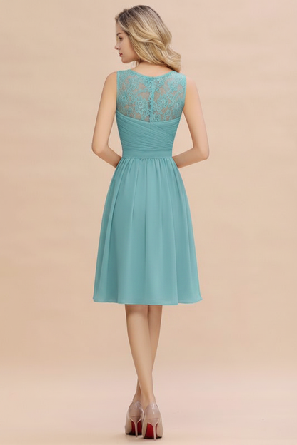 Elegant Ruffle Chiffon Short Bridesmaid Dress Sleeveless V-Neck Aline Knee Length Homecoming Dress