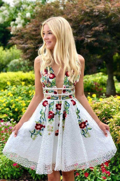 Princess V Neck Floral Embroidery Dress with Pocket Long Lace Prom Dresses