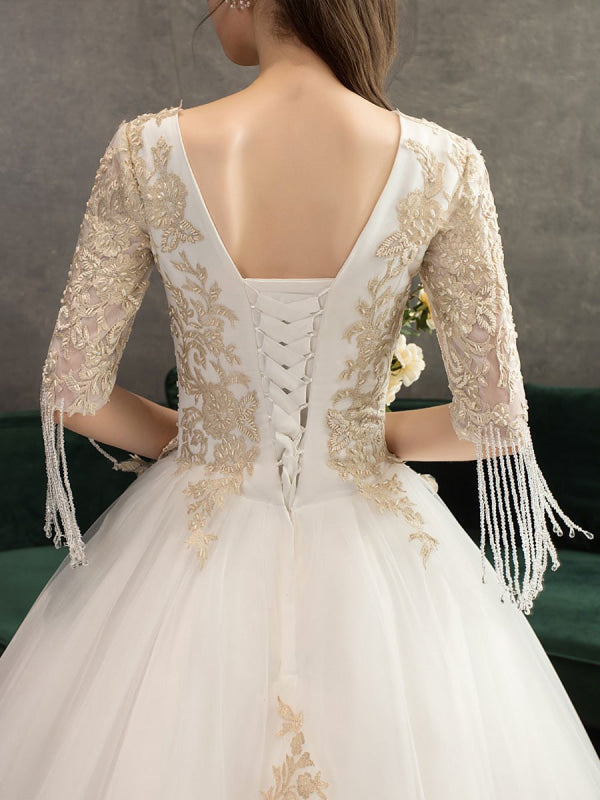 Princess Wedding Dress Ivory Lace Appilque V Neck Half Sleeve Bridal Gown With Train