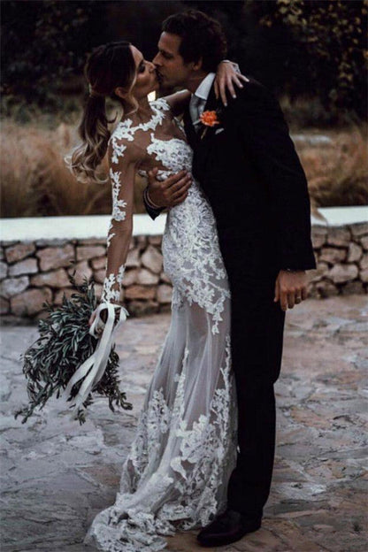 Romantic Long Sleeved Mermaid Lace Wedding Dress