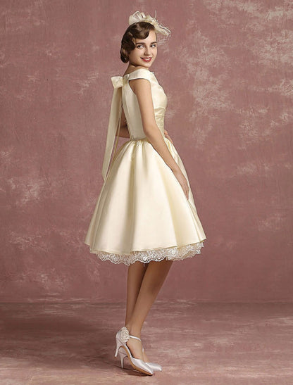 Short Wedding Dresses Satin Vintage Princess Bridal Dress Knee Length Sleeveless Lace Pleated Bridal Gown With Ribbon Bow