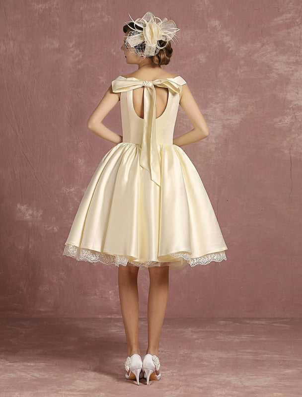 Short Wedding Dresses Satin Vintage Princess Bridal Dress Knee Length Sleeveless Lace Pleated Bridal Gown With Ribbon Bow